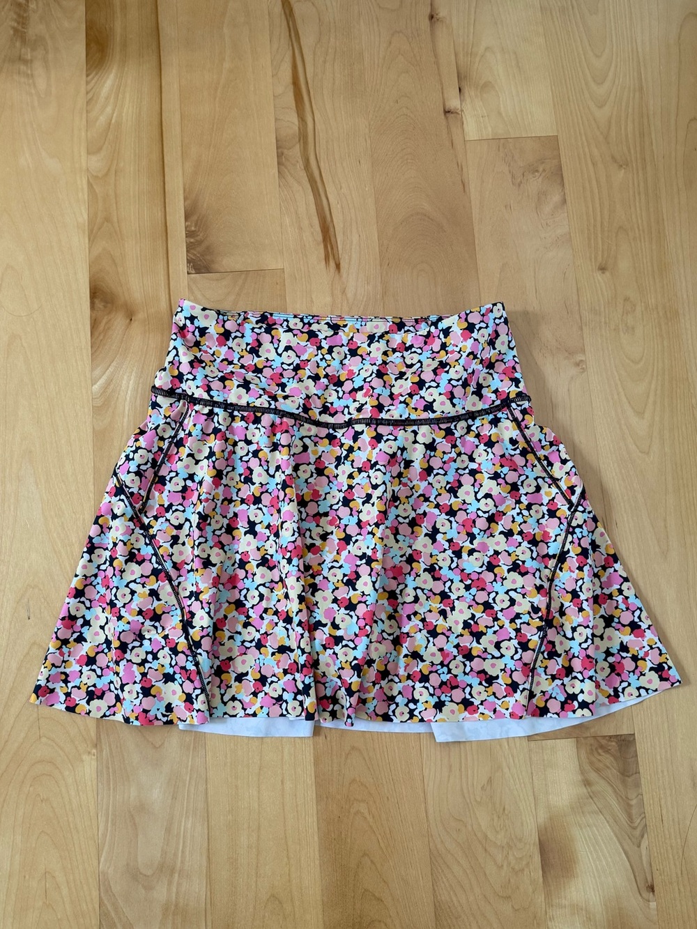 Athleta Ace Printed Tennis Skort 15.5" Size Small Multi Floral Print NWOT